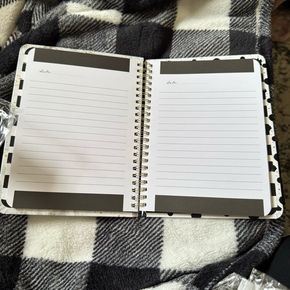 Stylish Spiral Notebook with Fashion Illustration - Picture 3 of 5